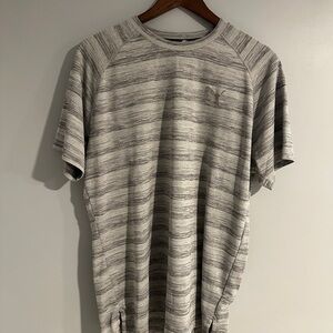 Puma Men's Black and Gray Striped Tee